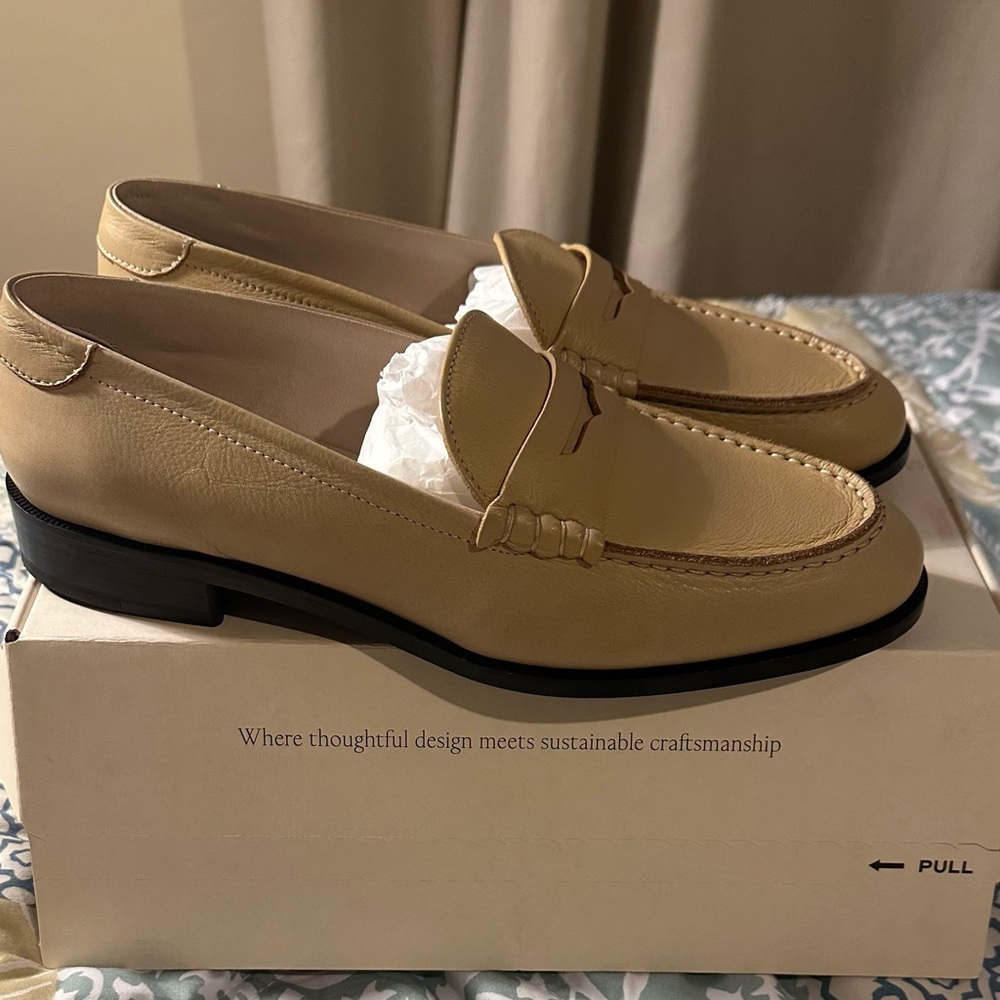 KOIO Beige Leather Loafers